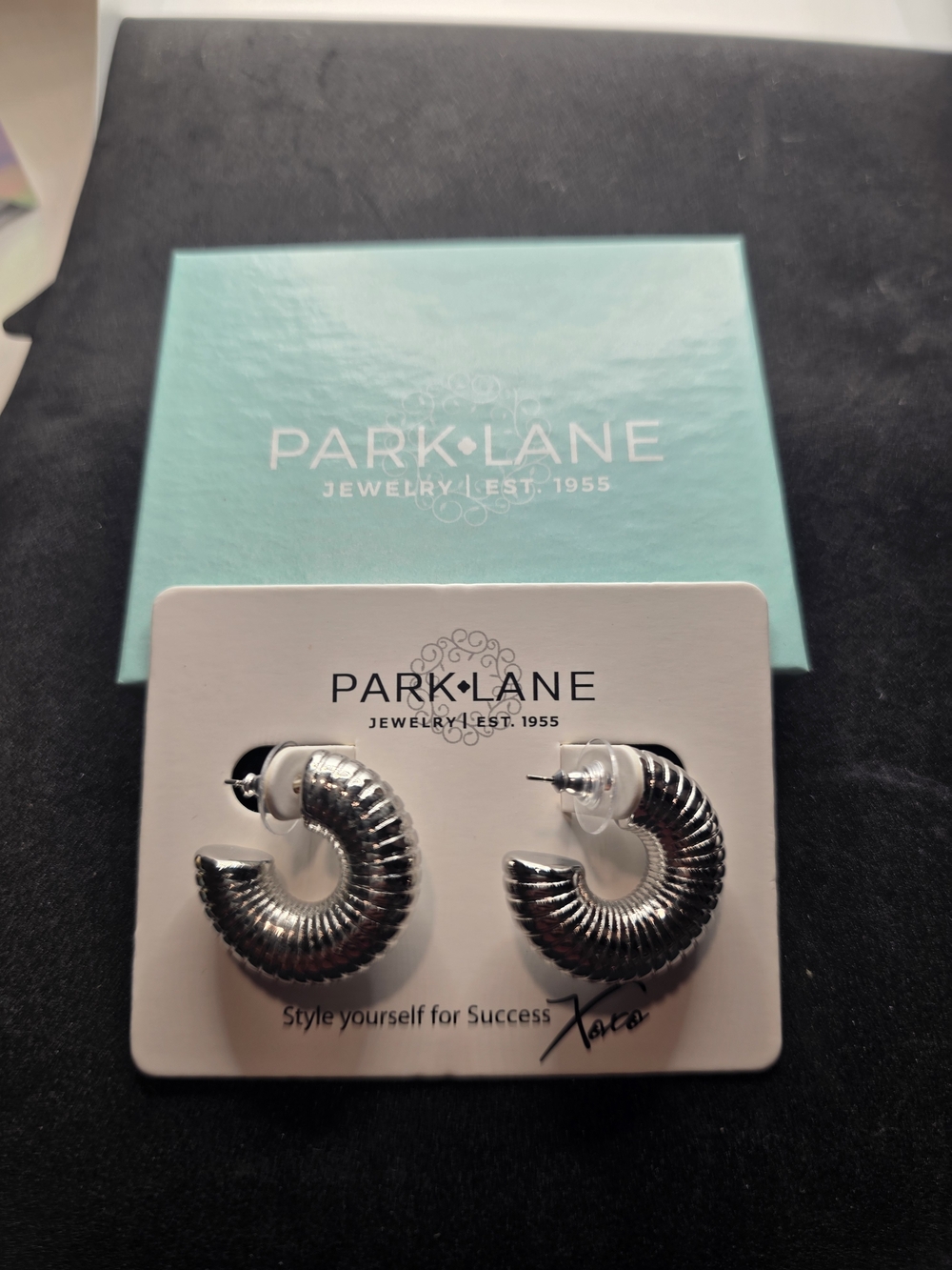 Park Lane Trendy Ribbed C-Shaped Hoop Earrings.